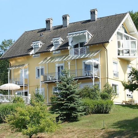 Buchenheim Apartments Райфніц Екстер'єр фото